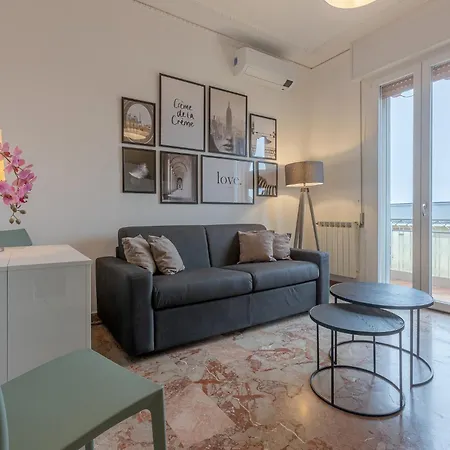 Il Castello Dazzling Apartment